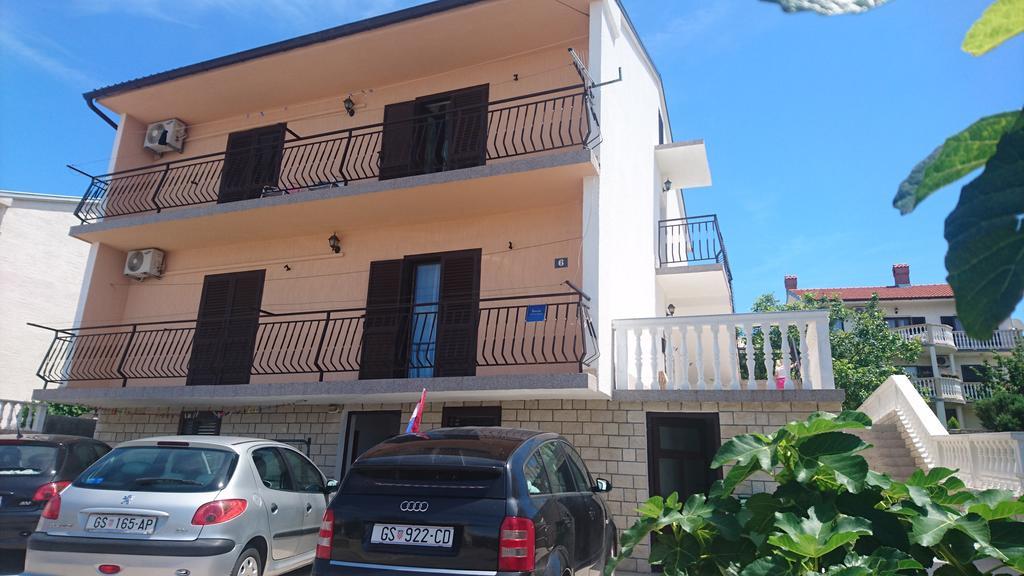 Apartment Leona Senj  Luaran gambar