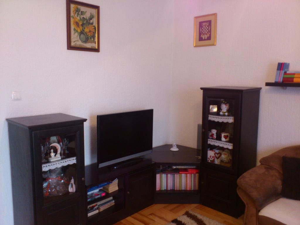 Apartment Leona Senj  Luaran gambar